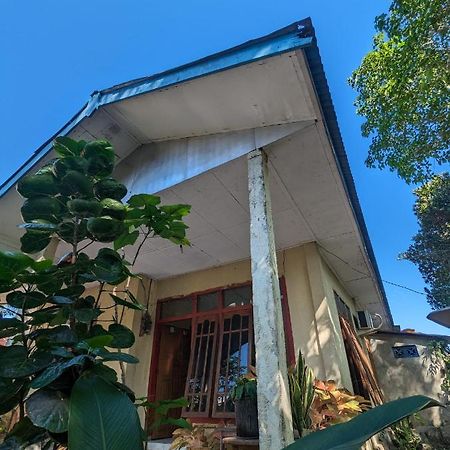 Agusfamily Homestay Labuan Bajo Ngoại thất bức ảnh